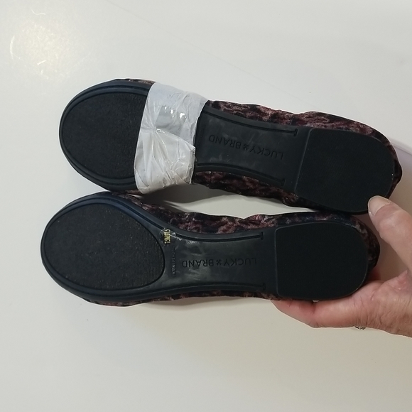 LUCKY BRAND Emmie Black Paisley Brocade Velvet Ballet Flat Shoe - NWOT - Picture 4 of 8